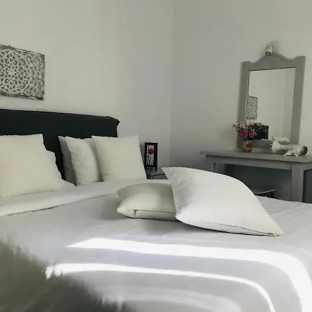 Appartement Violetta At Livadia *
